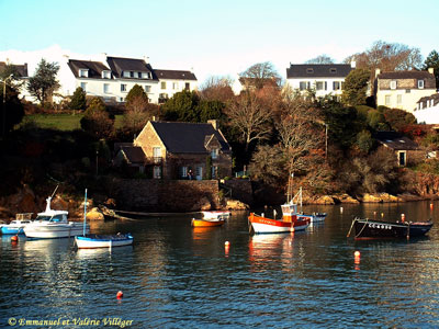 Doëlan during a sunny winter afternoon with its little traditional postcard house