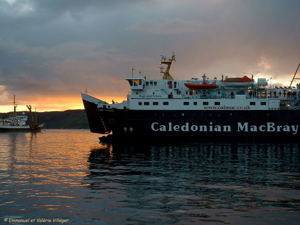 A ferry arriving in Oban in the evening.