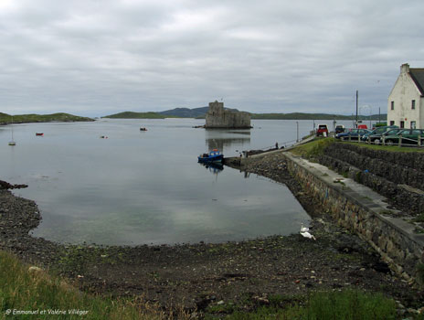 Castlebay et le château de Kisimul