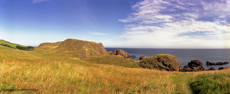 Walking to Saint Abbs Head