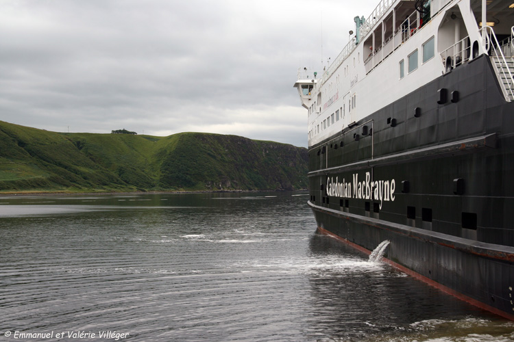 Ferry leaving Uig (Skye)