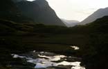 Pass of Glencoe en fin de journée. Pour prendre cette photo, il a fallu affronter des nuées de midges.