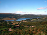 Vue sur Dervaig et loch Chumhainn