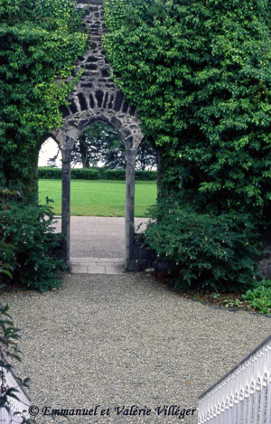 The parc in the middle of the ruins of Armadale castle